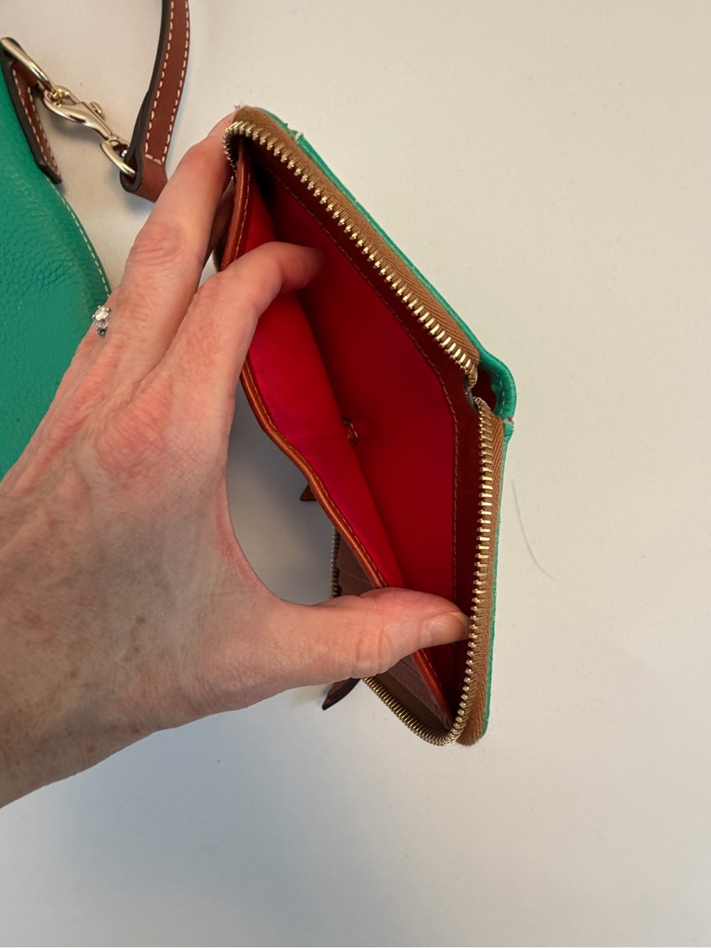 Dooney & Bourke Green Pebbled Leather Crossbody with Matching Wallet - Picture 5 of 16